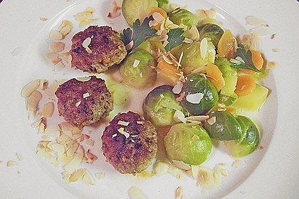Rosenkohlgemüse mit Mini - Frikadellen 3