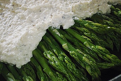 Albertos gr&uuml;ner Spargel mit Parmesancreme 16