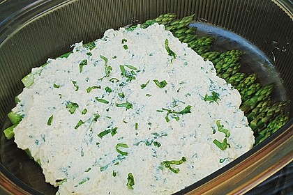 Albertos gr&uuml;ner Spargel mit Parmesancreme 25