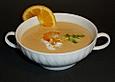 Rote Linsensuppe mit gebratener Garnele und Curry - Sahne