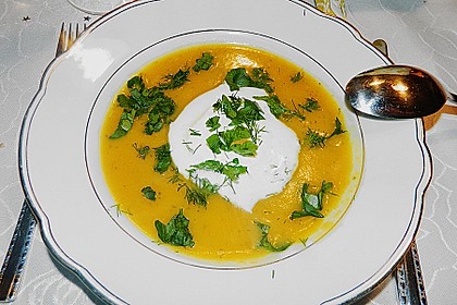 Pürierte Gemüsecremesuppe