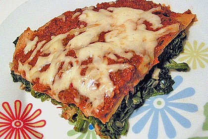 Pfannkuchen - Spinattorte mit Tomatensauce 1