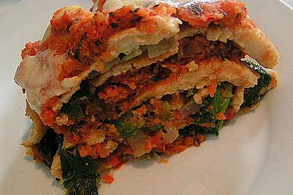 Pfannkuchen - Spinattorte mit Tomatensauce 3