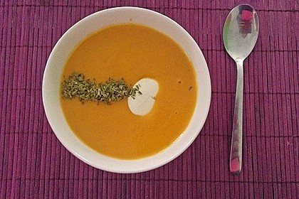 Feine Karottensuppe 14