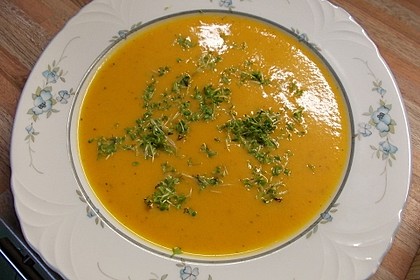 Feine Karottensuppe 8