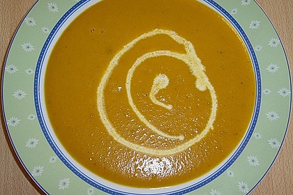 Kürbis - Möhren - Suppe 8