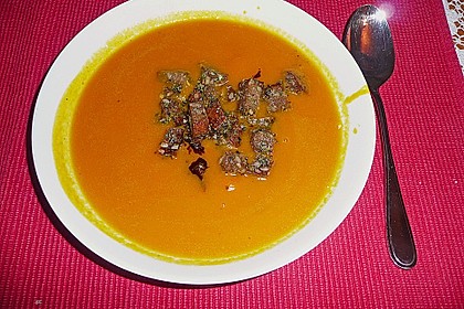 Kürbis - Möhren - Suppe 3