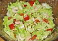 Chinakohlsalat mit Krabben und Tomaten