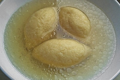 Grie&szlig;nockerln