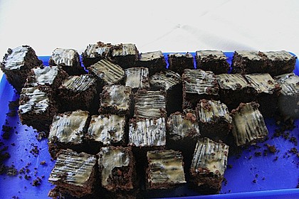 Maple Glazed Walnut Brownies 18