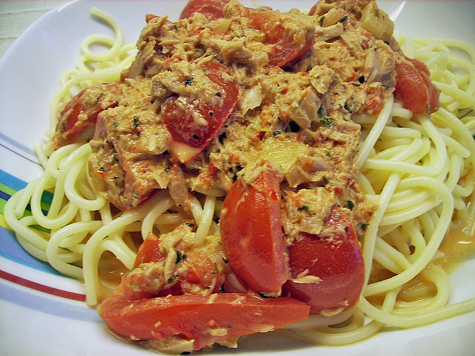 Spaghetti in Thunfisch - Sahne - Sauce (Rezept mit Bild) | Chefkoch.de
