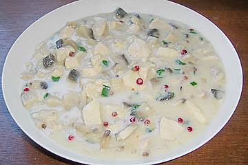 Hühnerfrikassee mit rotem Pfeffer