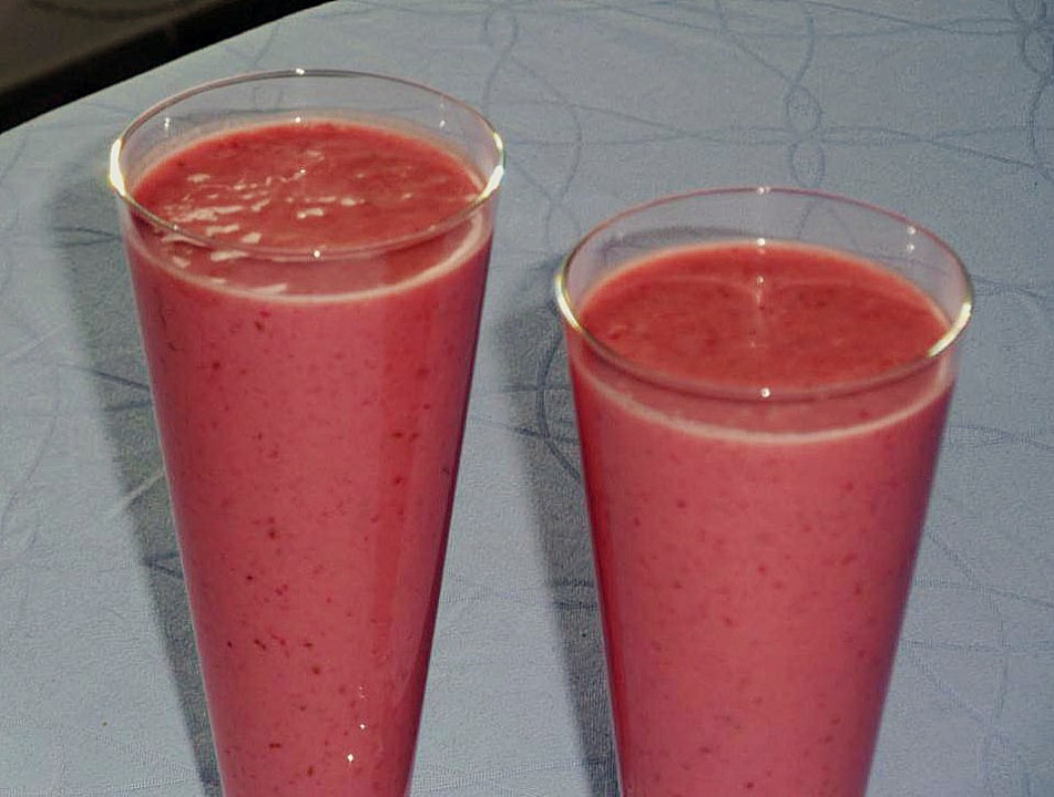 Erdbeer - Himbeer Smoothie (Rezept mit Bild) von dirkfenske | Chefkoch.de