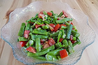 Bohnensalat mit Tomaten und rotem Pesto 2