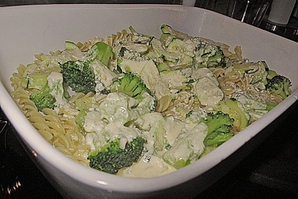 Gem&uuml;seauflauf mit Zucchini und Brokkoli 1