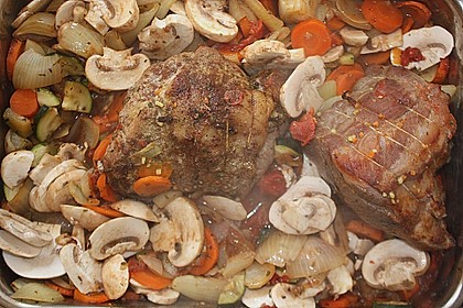 Rollbraten im Zimtgem&uuml;sebett 1