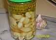 Eingelegter Knoblauch