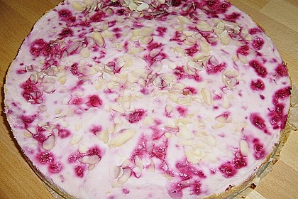 Himbeerkuchen mit Mandeln