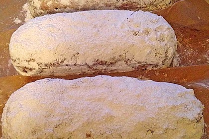 Saftiger Quarkstollen 12