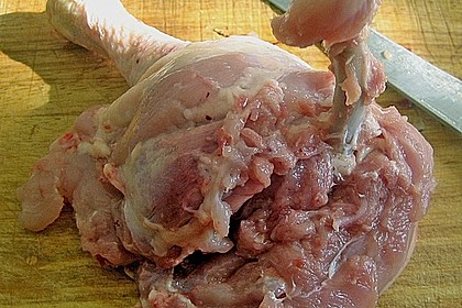 Schrats gef&uuml;llte H&auml;hnchenkeulen