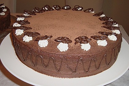 Amaretto - Trüffel - Sahne - Torte 5