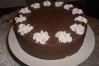 Amaretto - Trüffel - Sahne - Torte 9