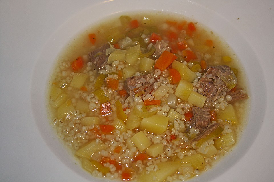 Omis Graupensuppe (Rezept mit Bild) von vbc-musik | Chefkoch.de