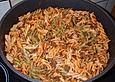 Feuriger Nudelsalat mit Hackfleisch