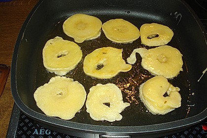 Apfelküchlein mit Zimtzucker 15