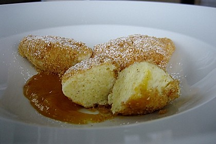 Warme Vanille - Quarknocken auf Mangosauce 5