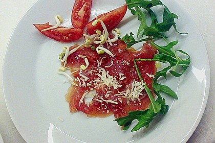 Thunfisch - Carpaccio mit Limone, Oliven&ouml;l und gehobeltem Parmesan 2