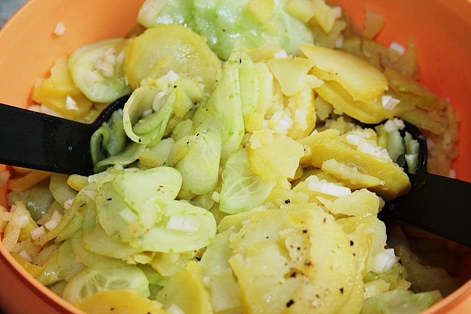 Kartoffelsalat mit Salatgurke (Rezept mit Bild) von AnnaMariaRV238 ...