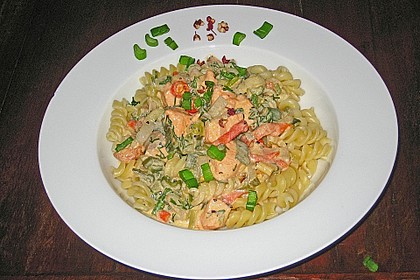 Feuermohns Pasta mit Lachssauce 1