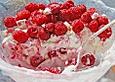 Quark mit Himbeeren