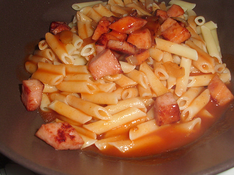 Nudeln mit selbstgemachter Tomatensoße (Rezept mit Bild) | Chefkoch.de