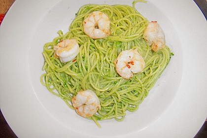 B&auml;rlauchpesto mit Nudeln