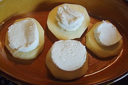 Überbackener Ziegenkäse mit Honigsauce 71