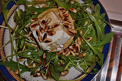 Überbackener Ziegenkäse mit Honigsauce 44