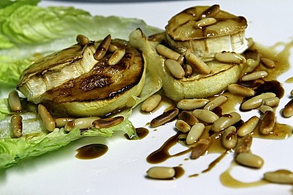 Überbackener Ziegenkäse mit Honigsauce 35