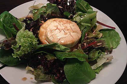 Überbackener Ziegenkäse mit Honigsauce 61