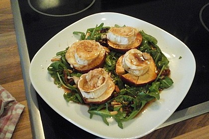 Überbackener Ziegenkäse mit Honigsauce 28