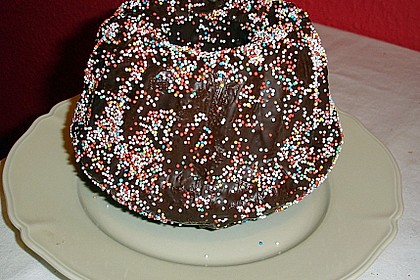 Ankes schokolierter, bunt bestreuselter Schoggikuchen