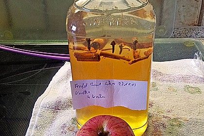 Apfel - Zimt - Likör 5