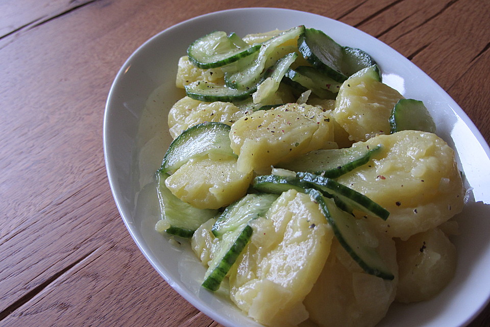 Nickys bayerischer Kartoffelsalat mit Gurke (Rezept mit Bild) | Chefkoch.de