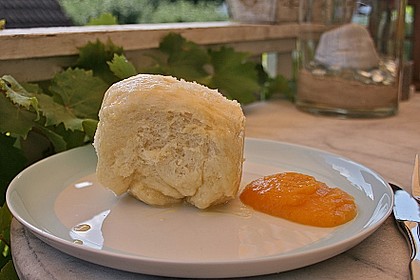 Süße Dampfnudeln 9