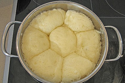 Süße Dampfnudeln 83