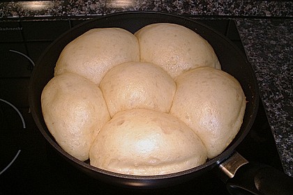 Süße Dampfnudeln 12