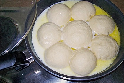 Süße Dampfnudeln 8