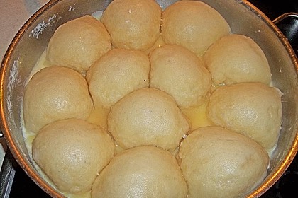 Süße Dampfnudeln 34