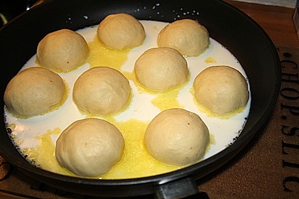 Süße Dampfnudeln 16